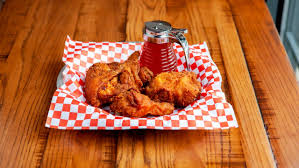 The Eagle signature dishes Fried Chicken
Mac and Cheese
Hushpuppies